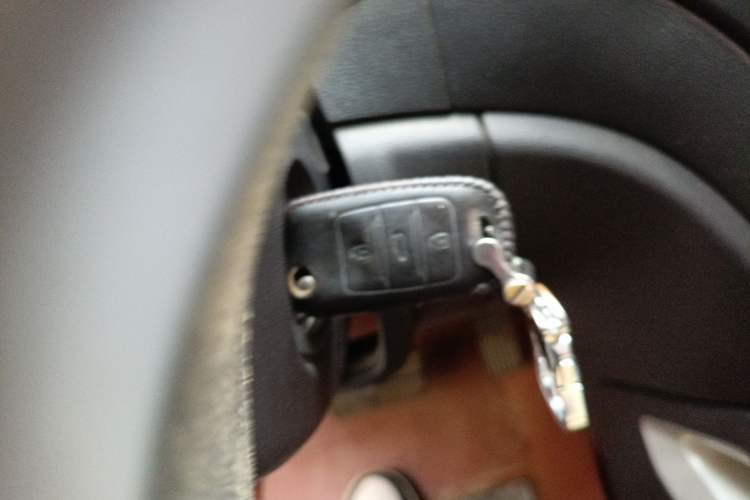 Used CHANGAN CS35 2015 1.6L Automatic Luxury Model China V Standard
