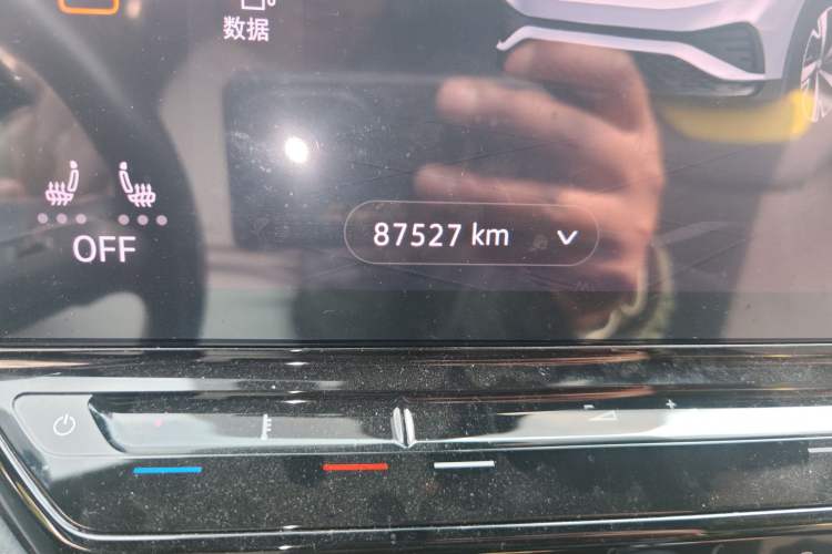 Used Volkswagen ID.4 X 2021 Pro Smart Long-Range Edition Odometer Close Up