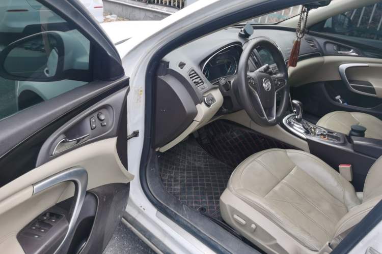 Used Buick Regal 2015 2.0L Elite Fashion Edition Driver Seat