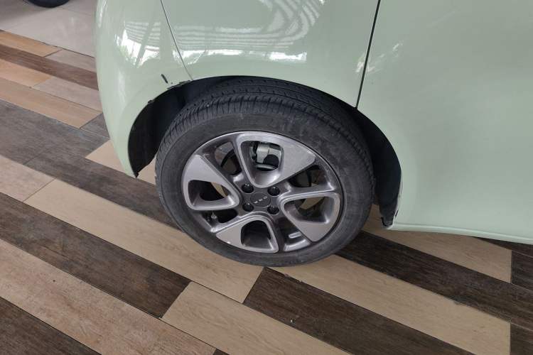 Used ORA White Cat 2022 Upgraded Model 305km Range Luxury Version Lithium-Ion Battery