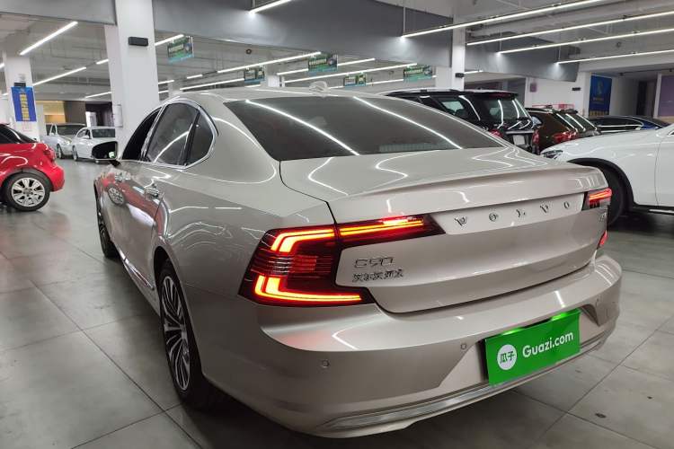 Used Volvo S90 2023 B5 Zhiyi Luxury Edition Rear Left 45 Deg