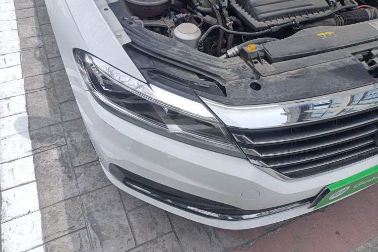 Used Volkswagen Lavida 2019 280TSI DSG Comfort Edition China VI standard Right Front Headlight