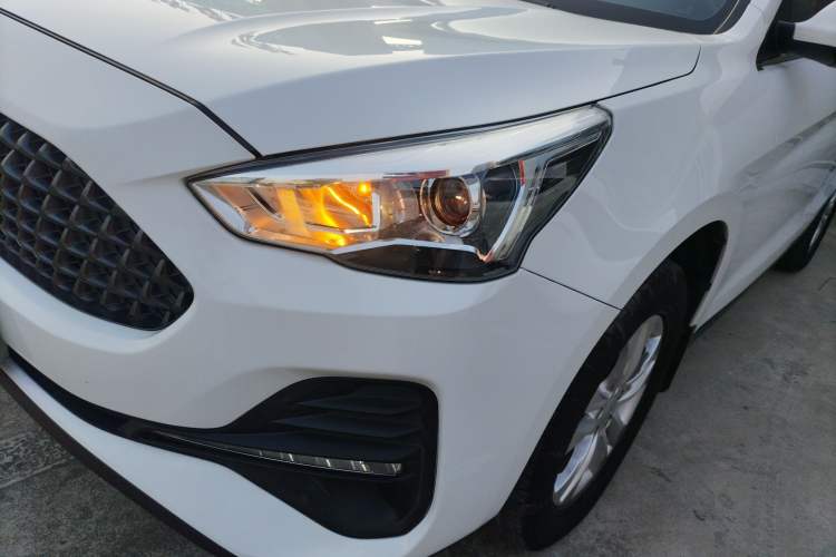 Used Haval M6 2019 1.5T DCT Two-Wheel Drive Value Edition China VI Standard