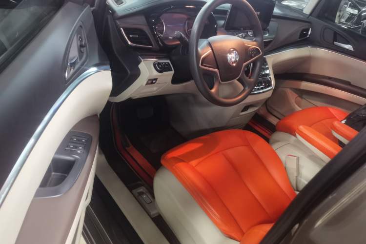 Used Buick GL8 2023 Land Executive Class Comfort Model Driver Seat