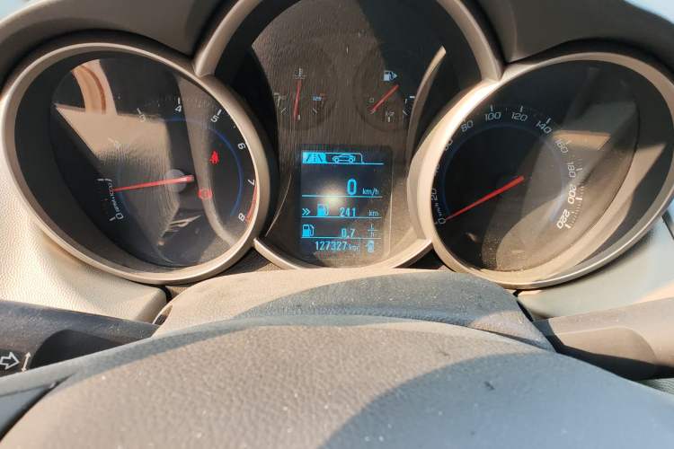 Used Chevrolet Cruze 2015 1.5L Classic SL MT
