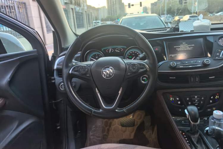 Used Buick Envision 2014 28T Four-Wheel Drive Luxury Model Steering Wheel