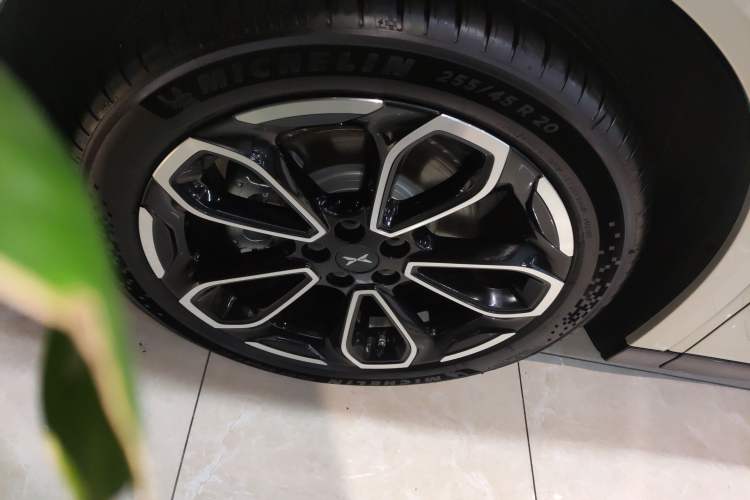 Used XPeng G6 2025 625 Long-Range Max Flagship Edition