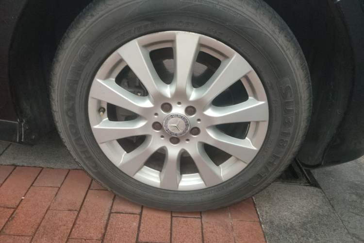 Used Mercedes-Benz R-Class 2011 R 300 L Business Model