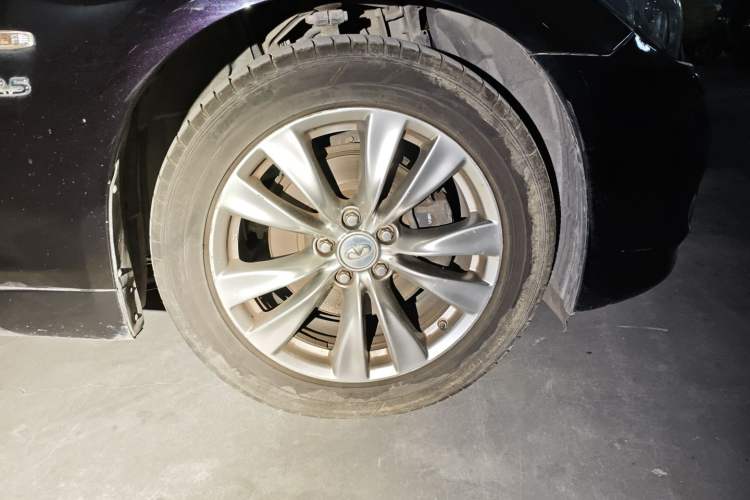 Used Infiniti Q70 2013 Q70L 2.5L Comfort Edition