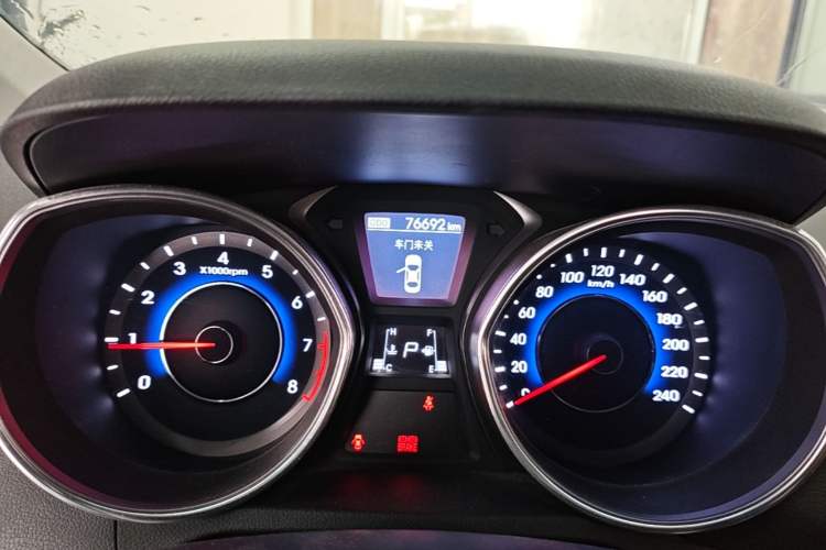 Used Hyundai Elantra (5th Generation / Langdong) 2016 1.6L Automatic Prestige Model