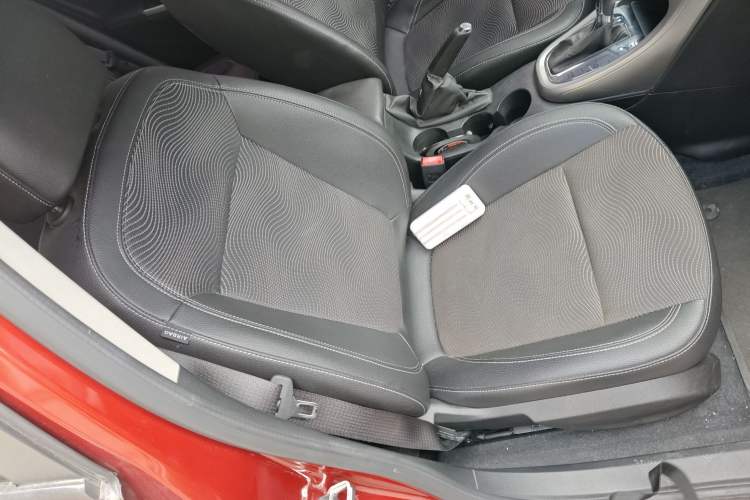 Used Buick GT 2014 XT 1.6L Automatic Fashion Edition