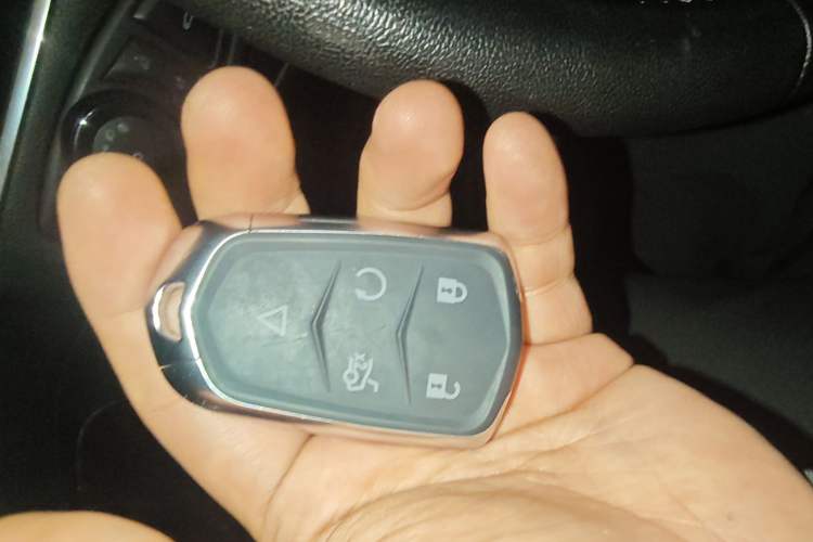 Used Ford Edge 2016 EcoBoost 245 Four-Wheel Drive Titanium Edition 7-Seater Vehicle Key