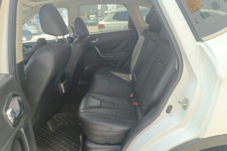 Used GAC Trumpchi GS5 2013 1.8T Automatic Two-Wheel Drive Luxury Edition