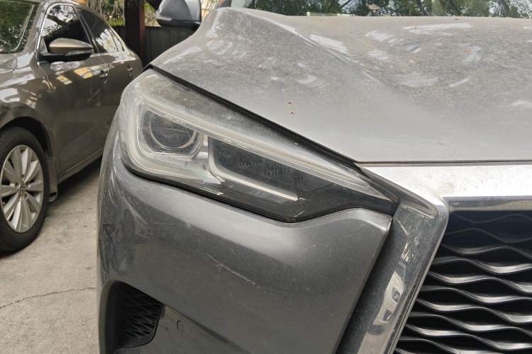 Used Infiniti QX50 2018 2.0T Two-Wheel Drive Fashion Edition Right Front Headlight