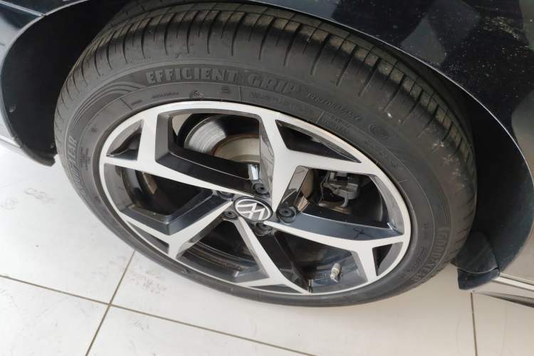 Used Volkswagen Magotan 2023 2 Million Units Limited Edition 330TSI DSG Leading Version