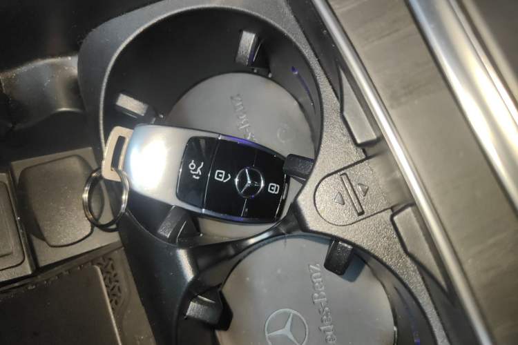 Used Mercedes-Benz E-Class 2023 Restyled E 260 L Sport Edition Interior 1