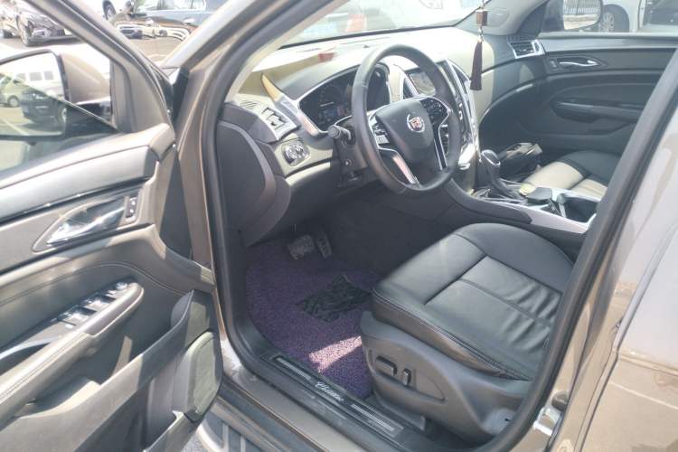 Used Cadillac SRX 2014 3.0L Comfort Model
