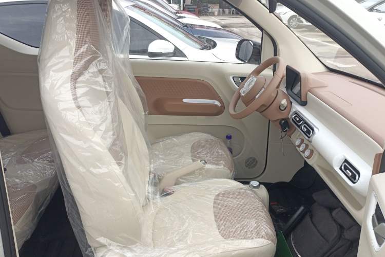 Used Wuling Hongguang MINIEV 2024 3rd Generation 215km Youth Edition