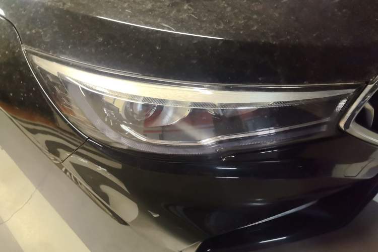Used Hongqi H5 2022 Classic Model Facelift 1.5T DCT Qiyun Edition Right Front Headlight