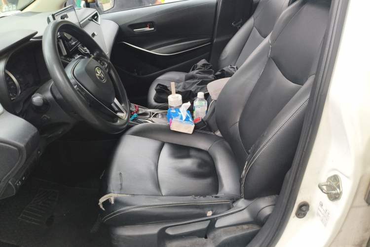 Used Toyota Corolla 2021 Dual-Motor 1.8L E-CVT Elite Edition
