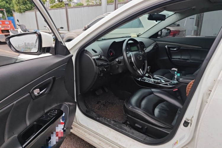 Used GAC Trumpchi GA6 2016 235T DCT Elite Edition Driver Seat