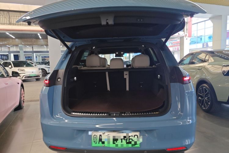 Used Li Auto L7 2023 Air model
