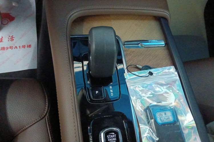 Used Volvo S90 2025 B5 Zhiyi Luxury Edition
