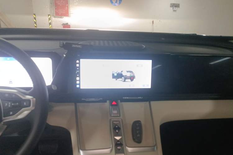 Used Haval Fierce Dragon Max 2023 1.5L Hi4 105 Four-Wheel Drive Navigation Edition Audio And AC Panel