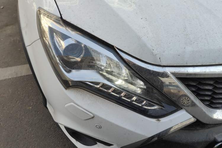 Used BYD Tang New Energy 2017 2.0T All-Wheel Drive Hyatt Model
