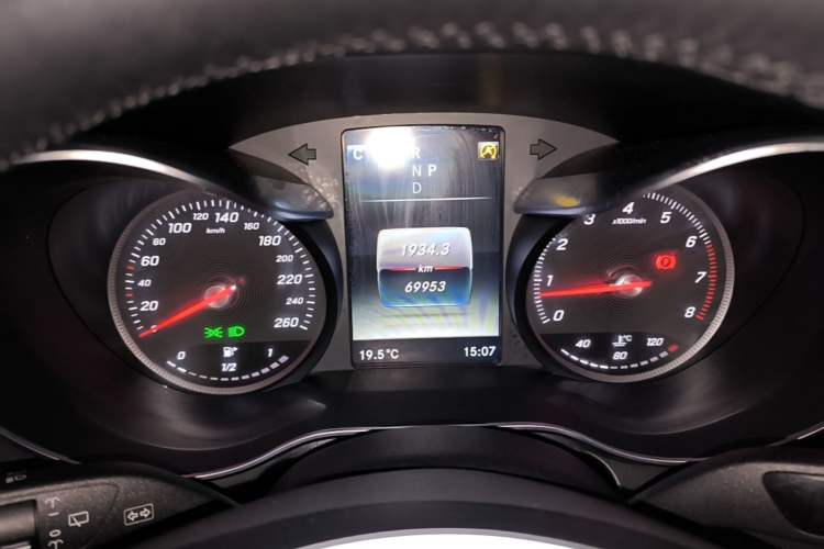 Used Mercedes-Benz GLC 2016 GLC 260 4MATIC Dynamic Edition