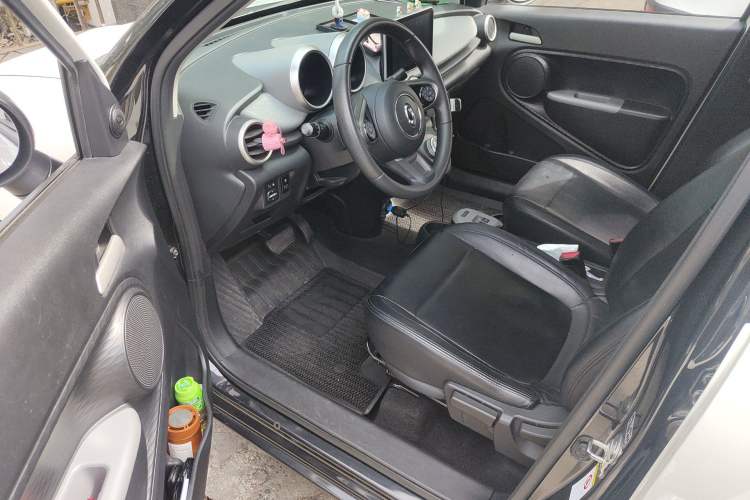 Used ORA Black Cat 2021 351 km Luxury Version Driver Seat