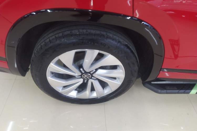Used Volkswagen Tayron X 2020 330TSI Two-Wheel Drive Luxury Smart Connectivity Version Right Rear Wheel Hub