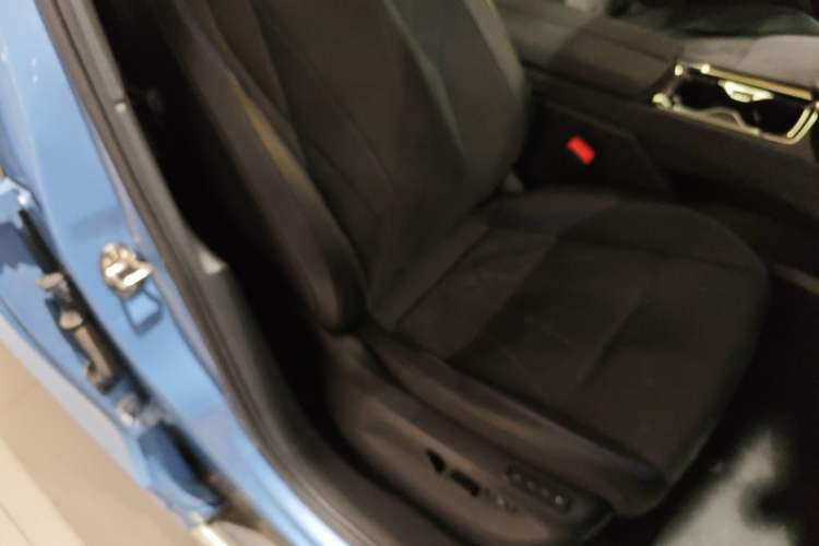 Used Volkswagen Tiguan L 2024 PRO 380TSI Four-Wheel Drive R-Line Prestige Edition
