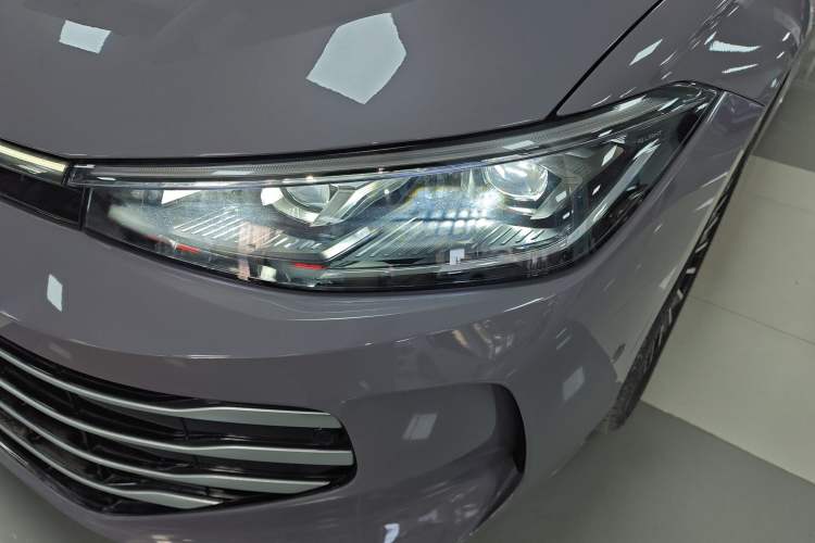 Used Volkswagen Passat 2025 Pro 380TSI Dragon Supreme Edition