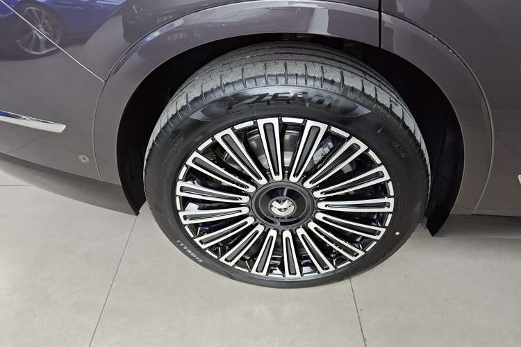 Used Nio ES8 2026 Model 6-seat Executive Luxury Edition Right Rear Wheel Hub
