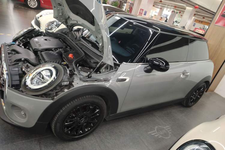 Used MINI MINI 2021 1.5T COOPER Classic Edition
