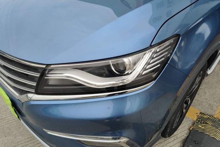 Used Roewe RX5 2016 20T Two-Wheel Drive Automatic Internet Smart Edition