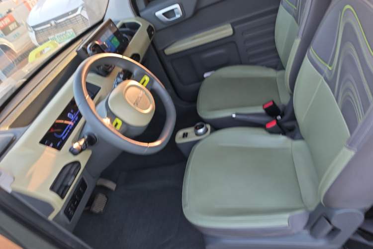 Used Geely Galaxy Panda 2024 200km Panda Rider Left Front Seat