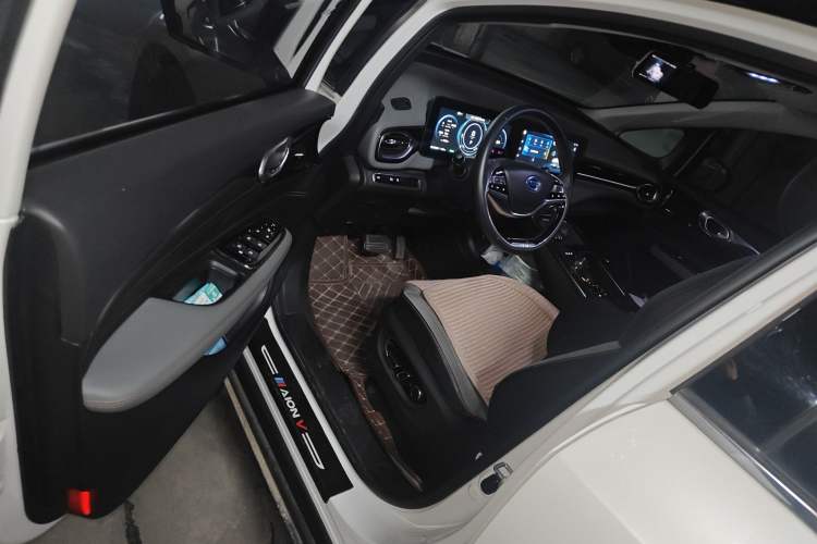 Used AION V 2020 70 PLUS Smart Edition
