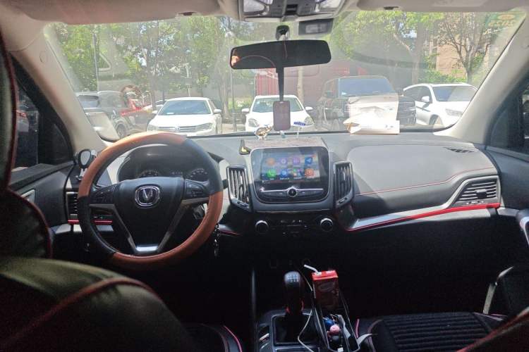 Used CHANGAN CS55 2017 1.5T Manual Colorful Edition