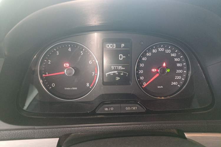 Used Volkswagen Lavida 2013 Restyled Classic 1.6L Automatic Comfort Edition Instrument Cluster
