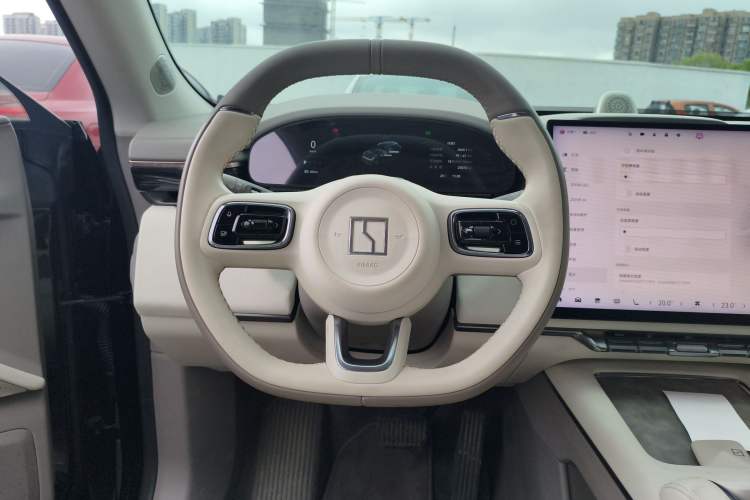 Used Zeekr 7X 2025 75 kWh Rear-Wheel Drive Intelligent Driving Version Steering Wheel