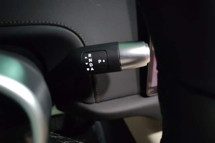 Used Li Auto L6 2024 Pro Model Gear Lever