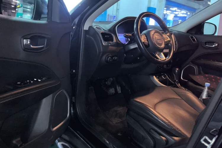 Used Jeep Compass 2017 200T Automatic Family Edition