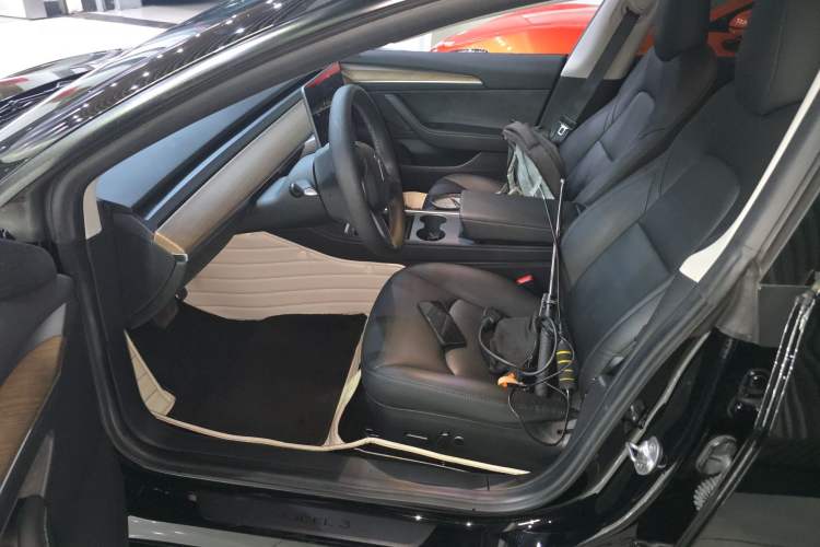 Used Tesla Model 3 2021 Standard Range Rear-Drive Upgraded Version Left Front Seat