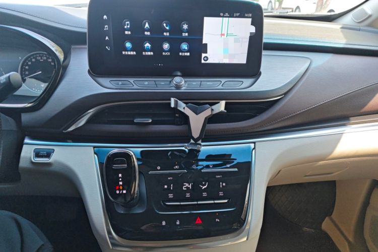 Used Buick GL8 2023 Land Executive Class Smart Enjoyment Model
