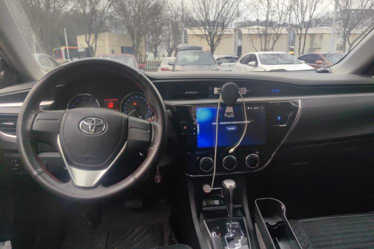 Used Toyota Corolla 2017 1.2T CVT GL-i
