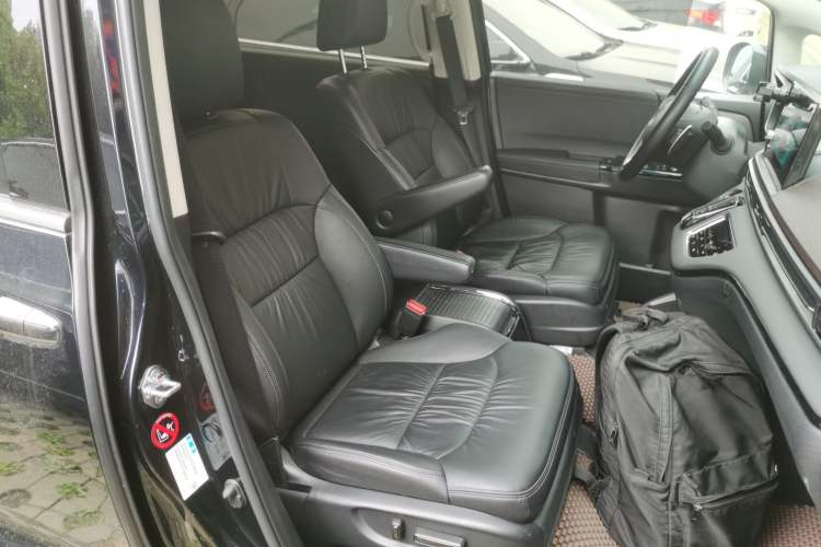 Used Honda Odyssey 2024 2.0L eHEV Sharp·Luxury Edition Right Front Seat