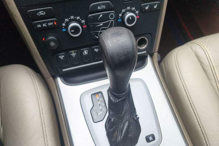 Used Volvo XC90 2012 Revised Version 2.5T Luxury Edition
