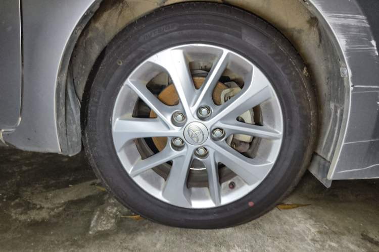 Used Toyota Corolla 2014 1.8L CVT Top-of-the-Line Version